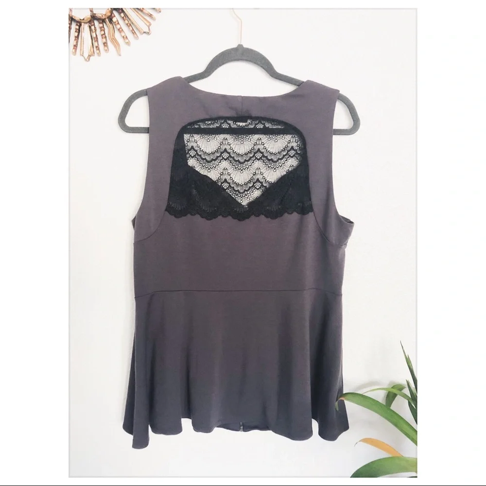 Torrid Lace Back Zip Front Peplum Top 1 - Picture 5 of 6